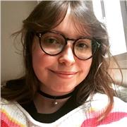 Jeune illustratrice qui souhaite partager son savoir en dessin !